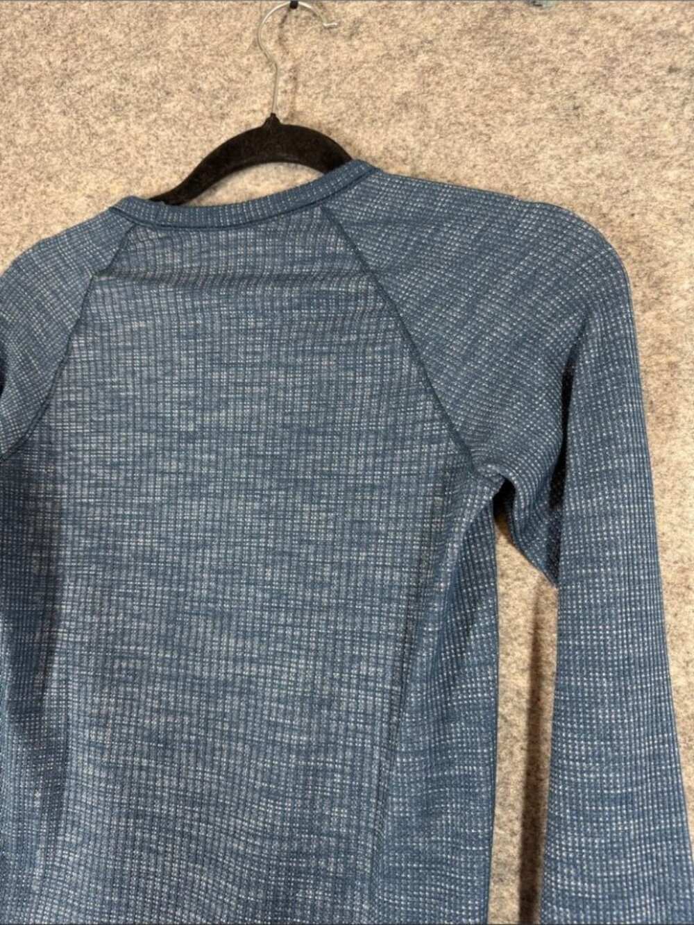 Lululemon Swiftly Tech Long Sleeve Seamless Top in Slate Blue Athletic Yoga 4 - Picture 11 of 13
